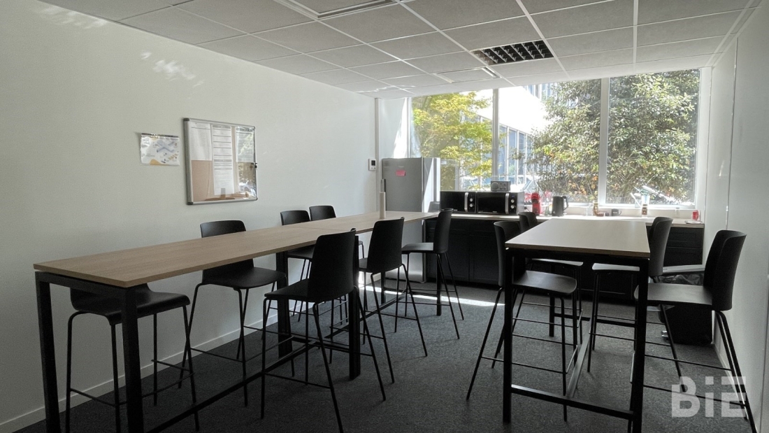 Photo 6 – Location bureaux	CANEJAN (33610)