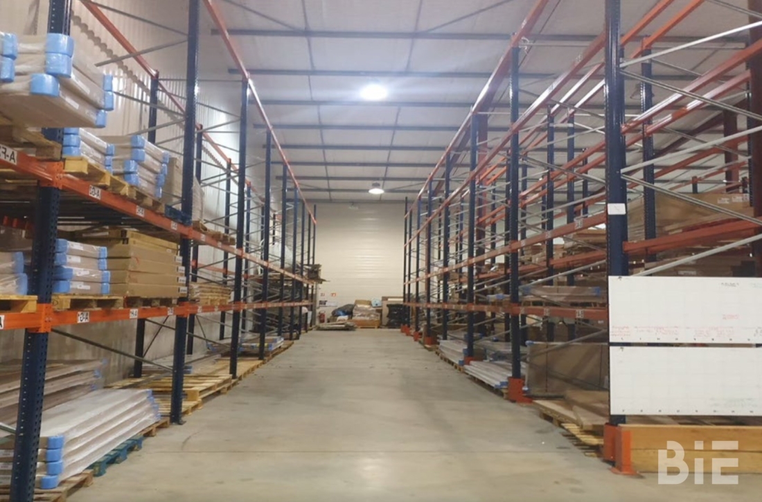 Photo 3 – Location entrepôts / activités	SAINT MEDARD D'EYRANS (33650)
