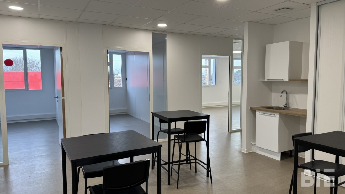 Photo 6 – Vente bureaux	VILLENAVE D'ORNON (33140)