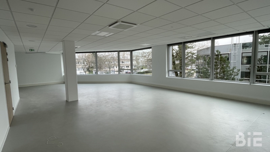 Photo 4 – Location bureaux	BRUGES (33520)