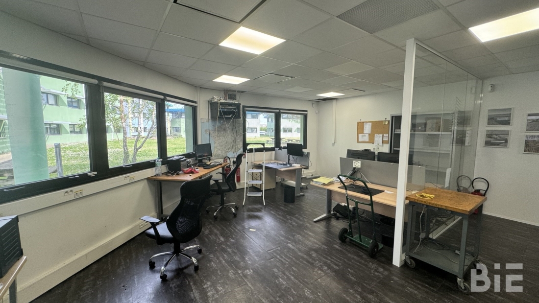 Photo 5 – Location bureaux	CANEJAN (33610)