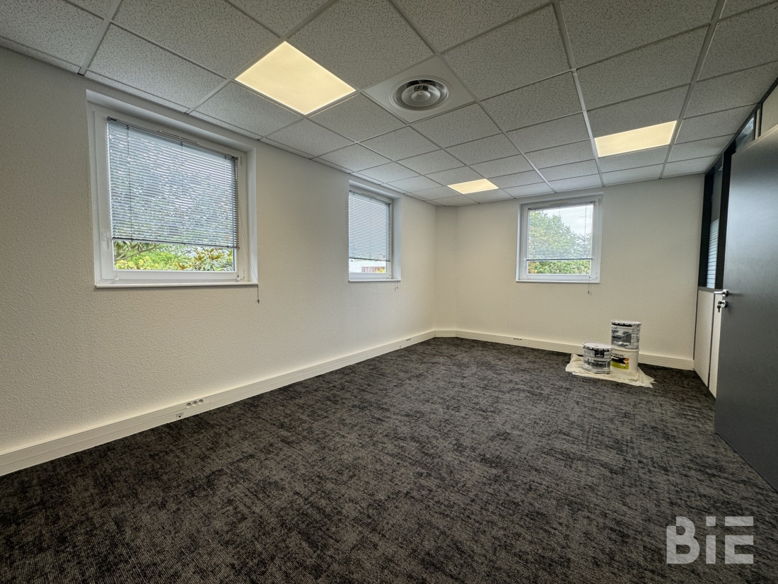Photo 2 – Location bureaux	MERIGNAC (33700)
