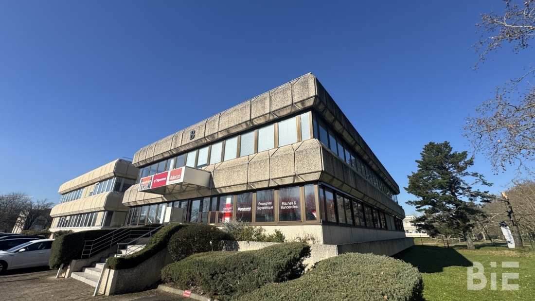 Photo 2 – Vente bureaux	BRUGES (33520)