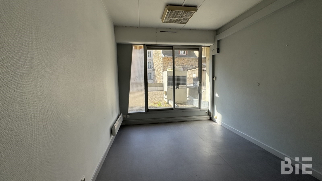 Photo 5 – Vente bureaux	TULLE (19000)