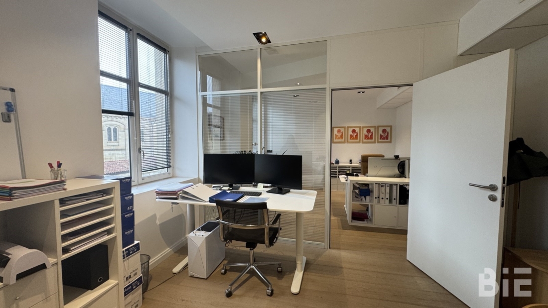 Photo 3 – Vente bureaux	BORDEAUX (33000)