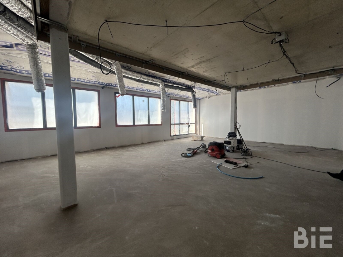 Photo 12 – Location bureaux	BORDEAUX (33800)