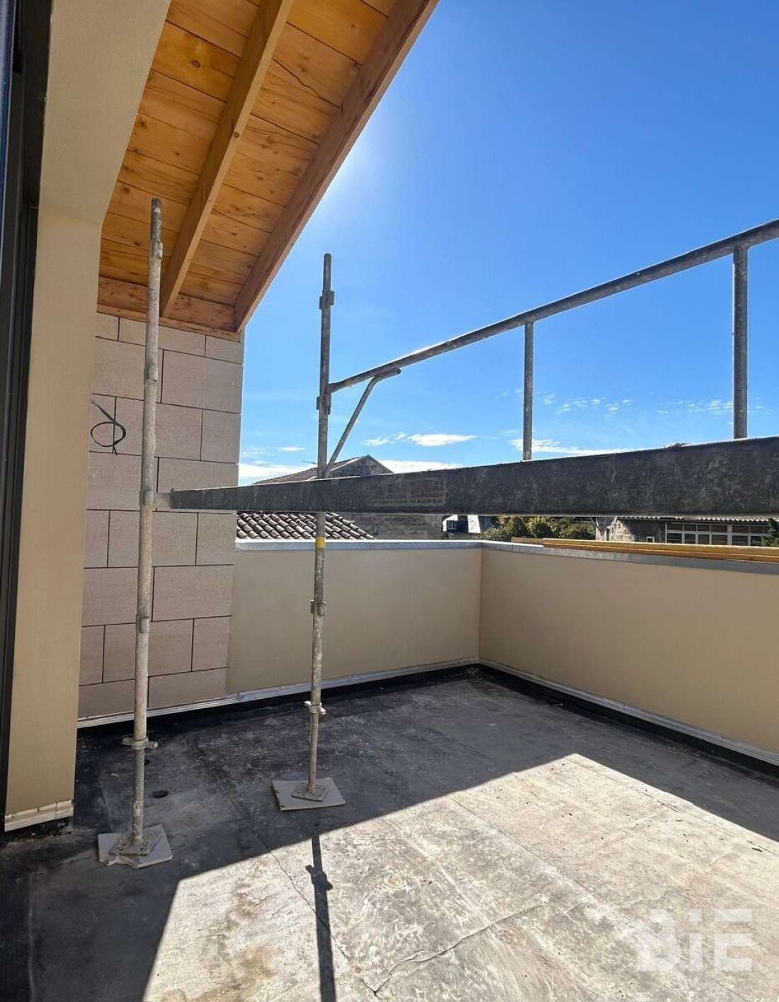 Photo 15 – Location bureaux	BORDEAUX (33800)