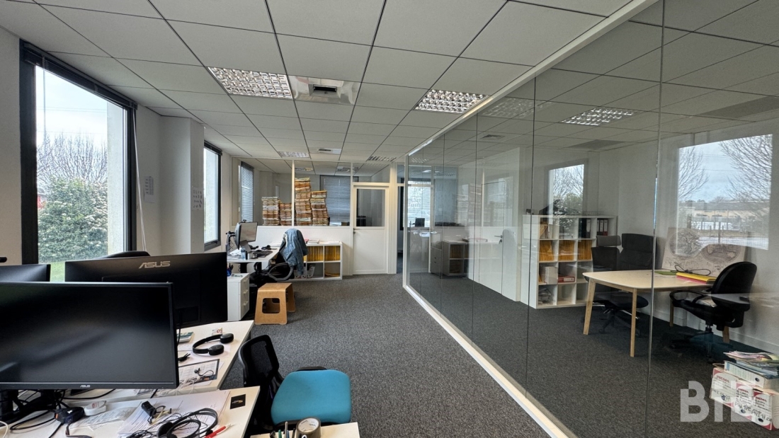 Photo 2 – Location bureaux	PESSAC (33600)