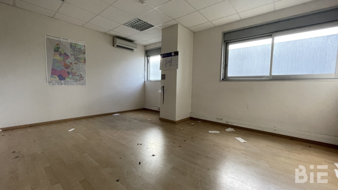 Photo 8 – Location entrepôts / activités	BLANQUEFORT (33290)