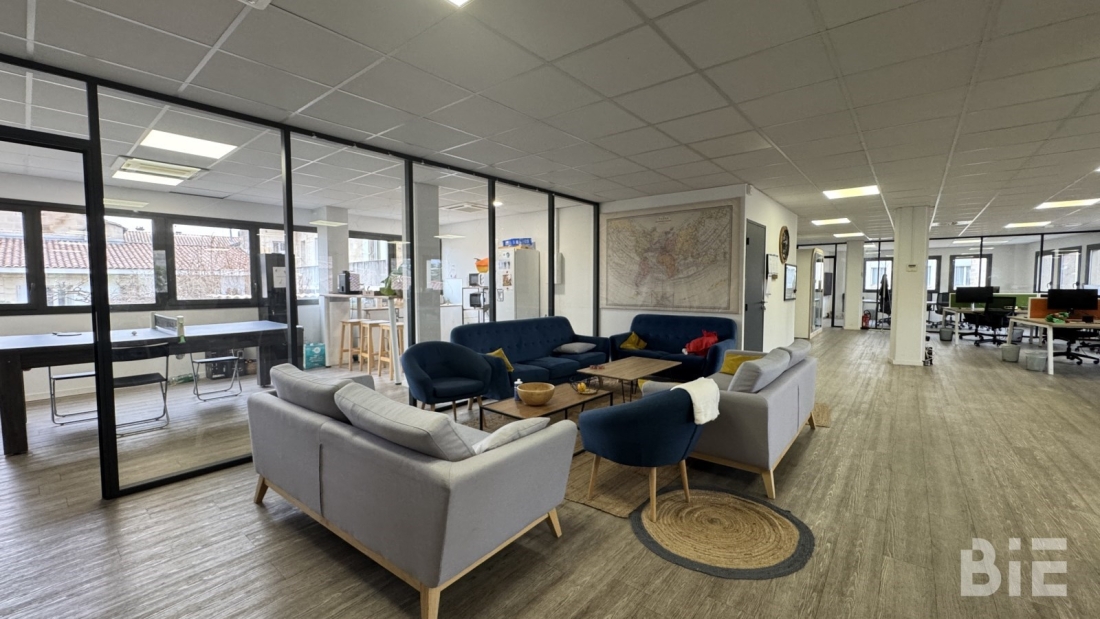 Photo 3 – Location bureaux	BORDEAUX (33000)