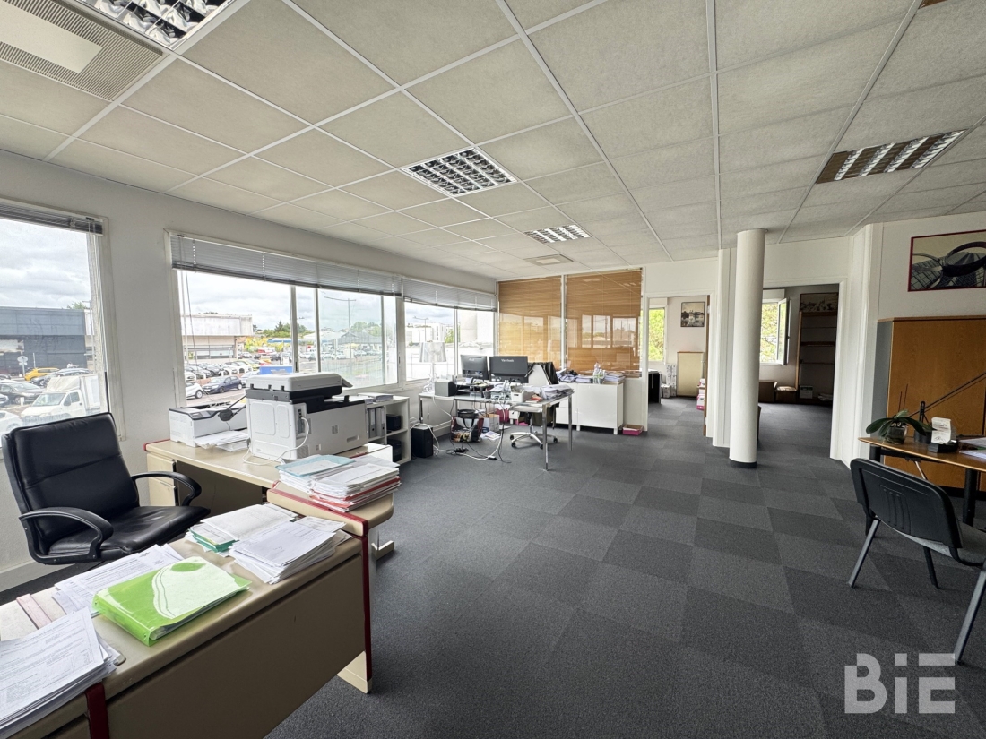 Photo 4 – Vente bureaux	MERIGNAC (33700)