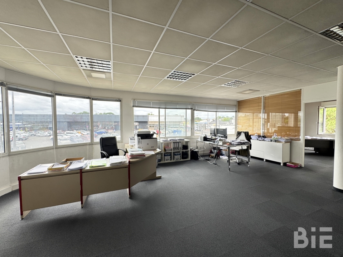 Photo 3 – Vente bureaux	MERIGNAC (33700)