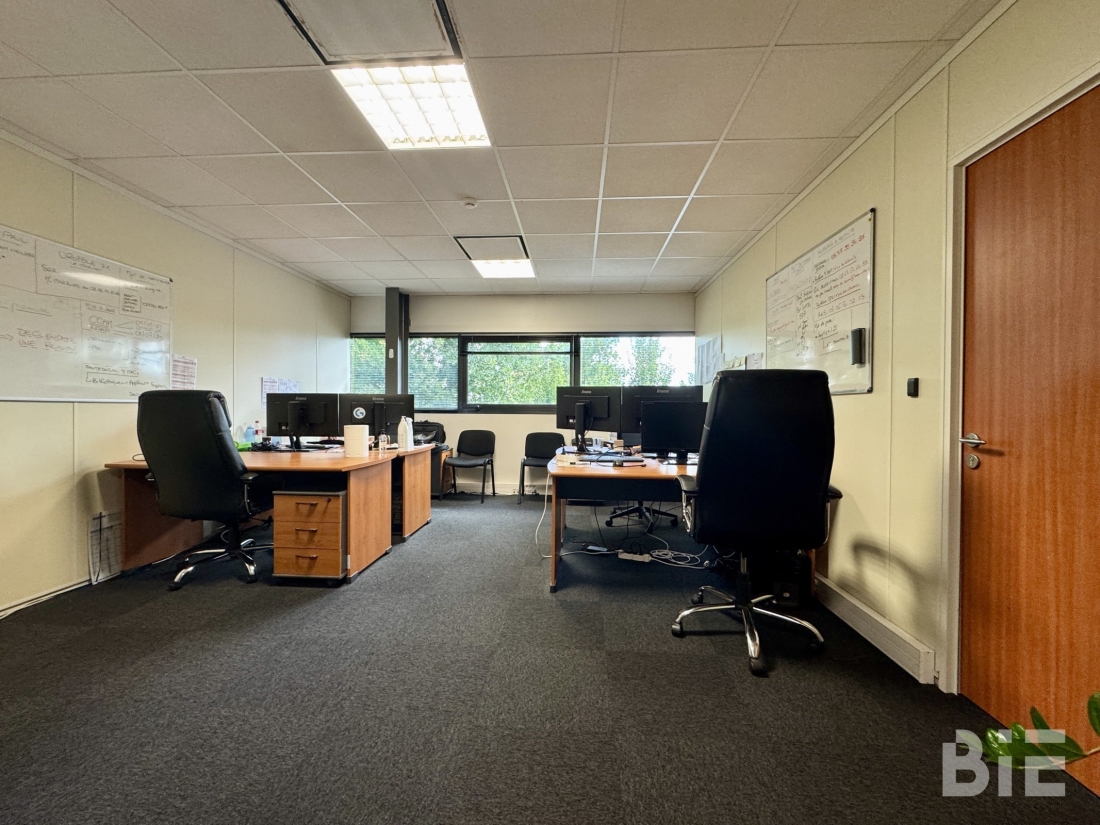 Photo 2 – Location bureaux	MERIGNAC (33700)