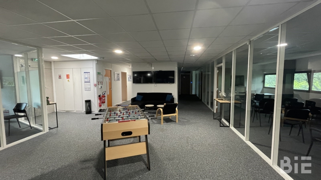 Photo 2 – Location bureaux	MERIGNAC (33700)