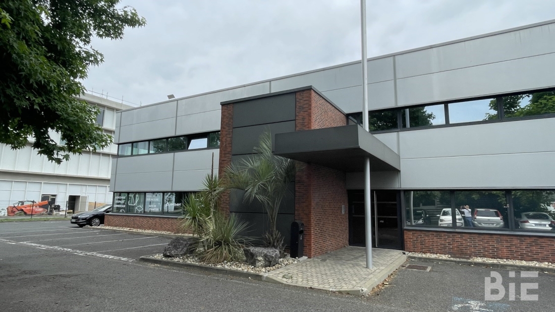 Photo 1 – Location bureaux	MERIGNAC (33700)
