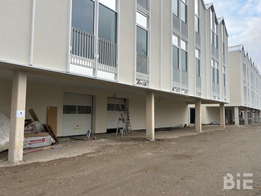 Photo 11 – Vente entrepôts / activités	BRUGES (33520)