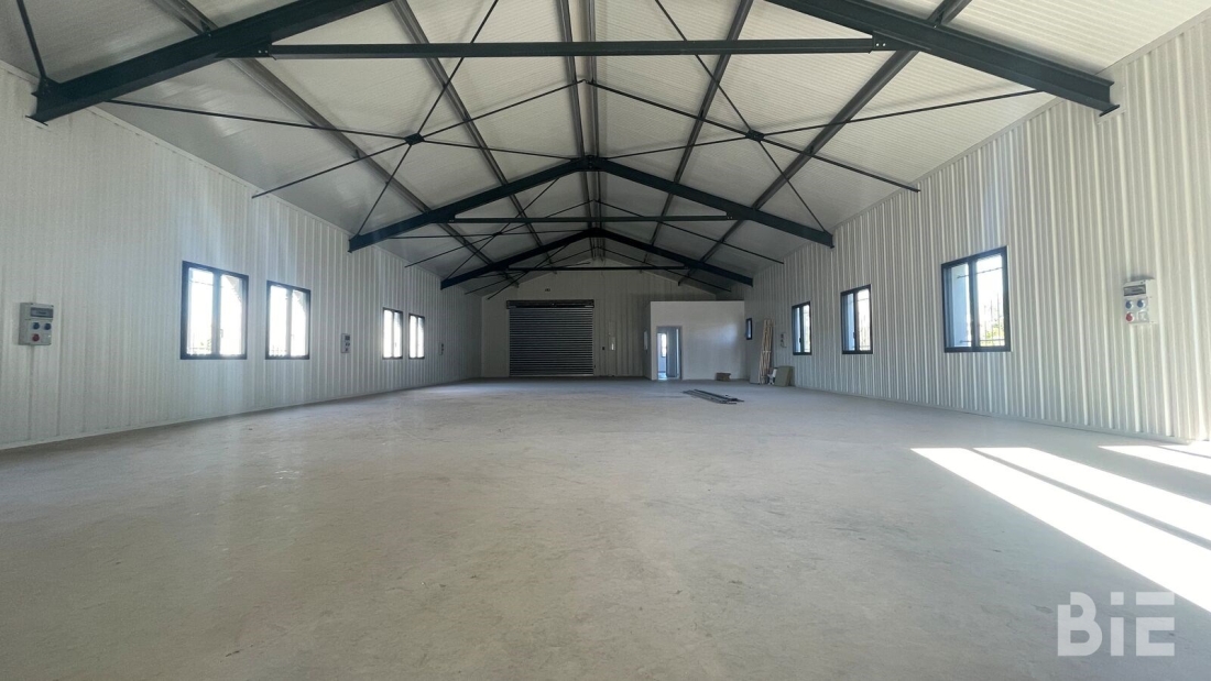 Photo 4 – Vente entrepôts / activités	BRUGES (33520)