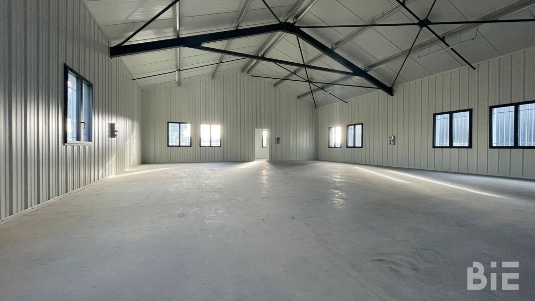 Photo 4 – Vente entrepôts / activités	BRUGES (33520)