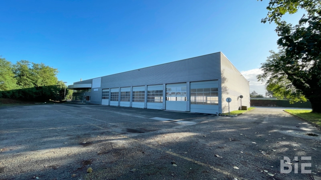 Photo 2 – Location entrepôts / activités	MERIGNAC (33700)
