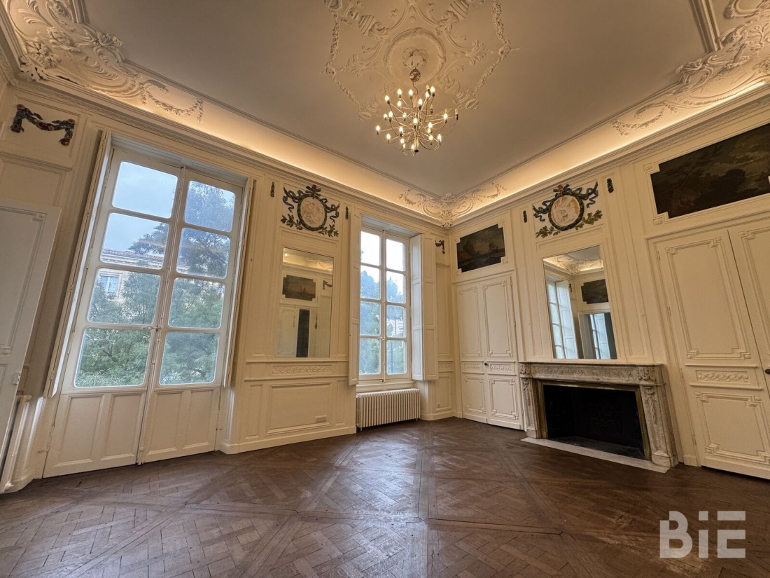 Photo 1 – Location bureaux	BORDEAUX (33000)