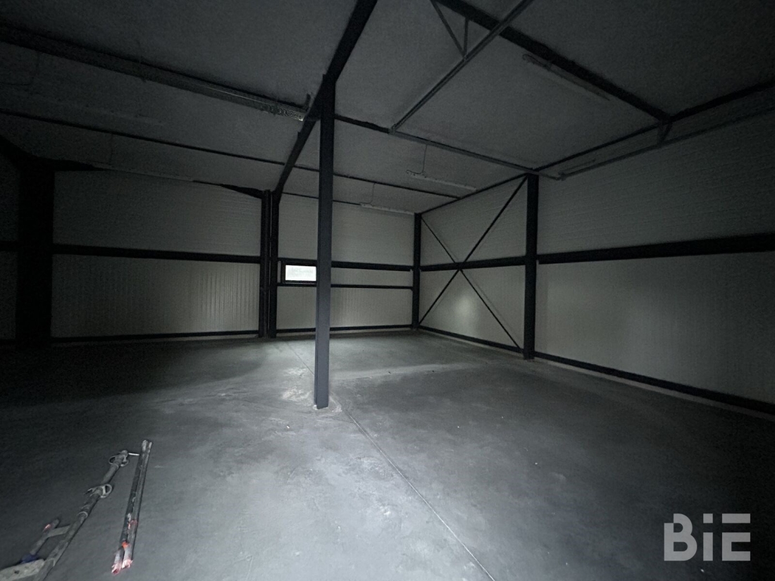 Photo 8 – Location entrepôts / activités	GRADIGNAN (33170)