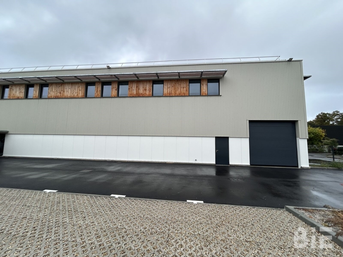 Photo 3 – Location entrepôts / activités	GRADIGNAN (33170)