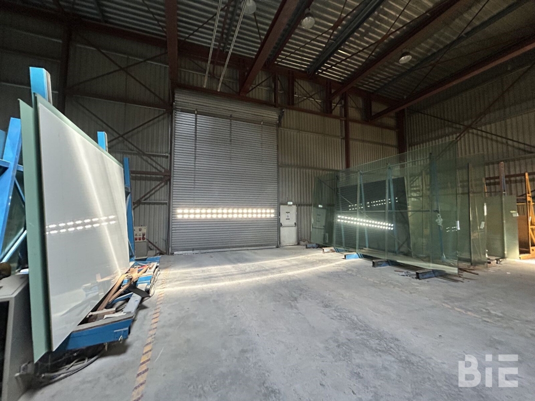 Photo 5 – Vente entrepôts / activités	SAINT ANDRE DE CUBZAC (33240)