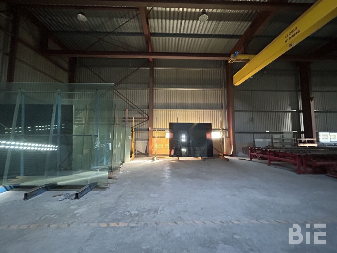 Photo 4 – Vente entrepôts / activités	SAINT ANDRE DE CUBZAC (33240)