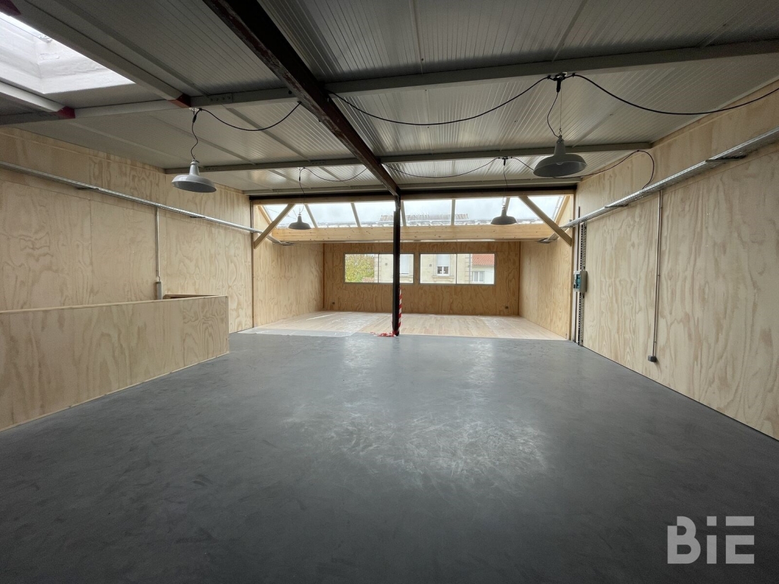 Photo 4 – Location entrepôts / activités	BEGLES (33130)