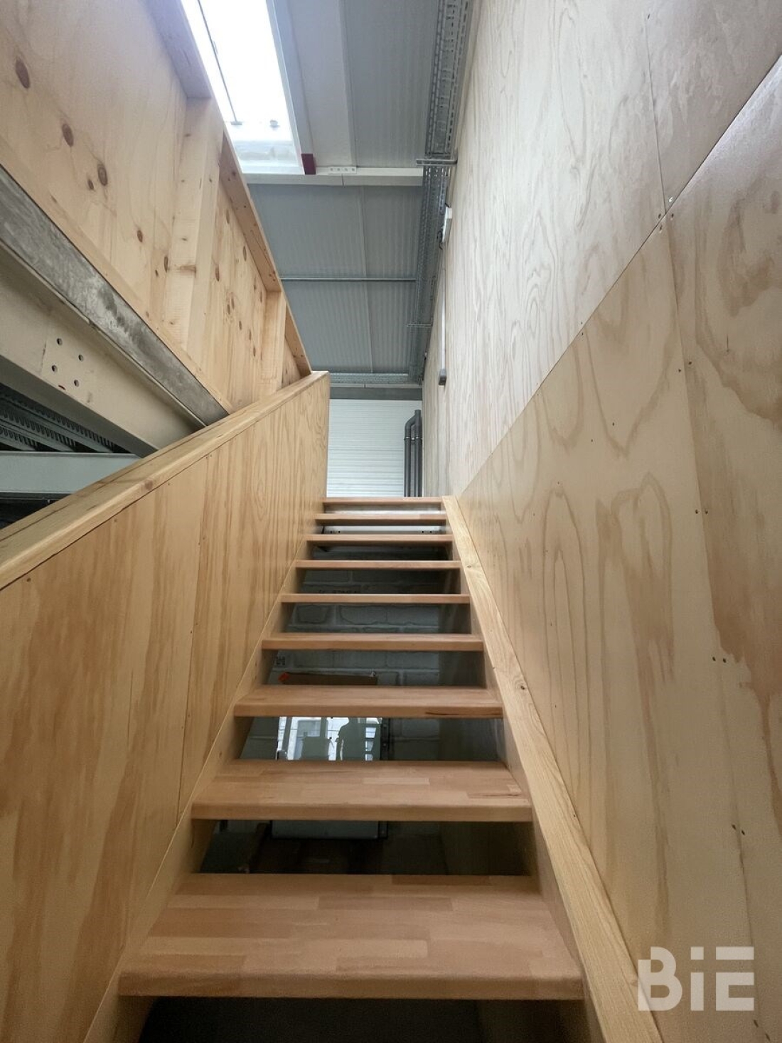 Photo 6 – Location entrepôts / activités	BEGLES (33130)