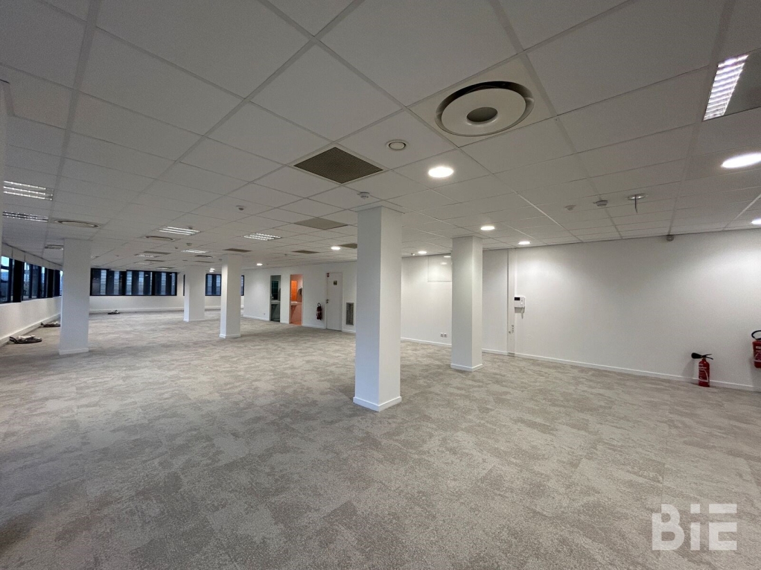 Photo 3 – Location bureaux	BORDEAUX (33300)
