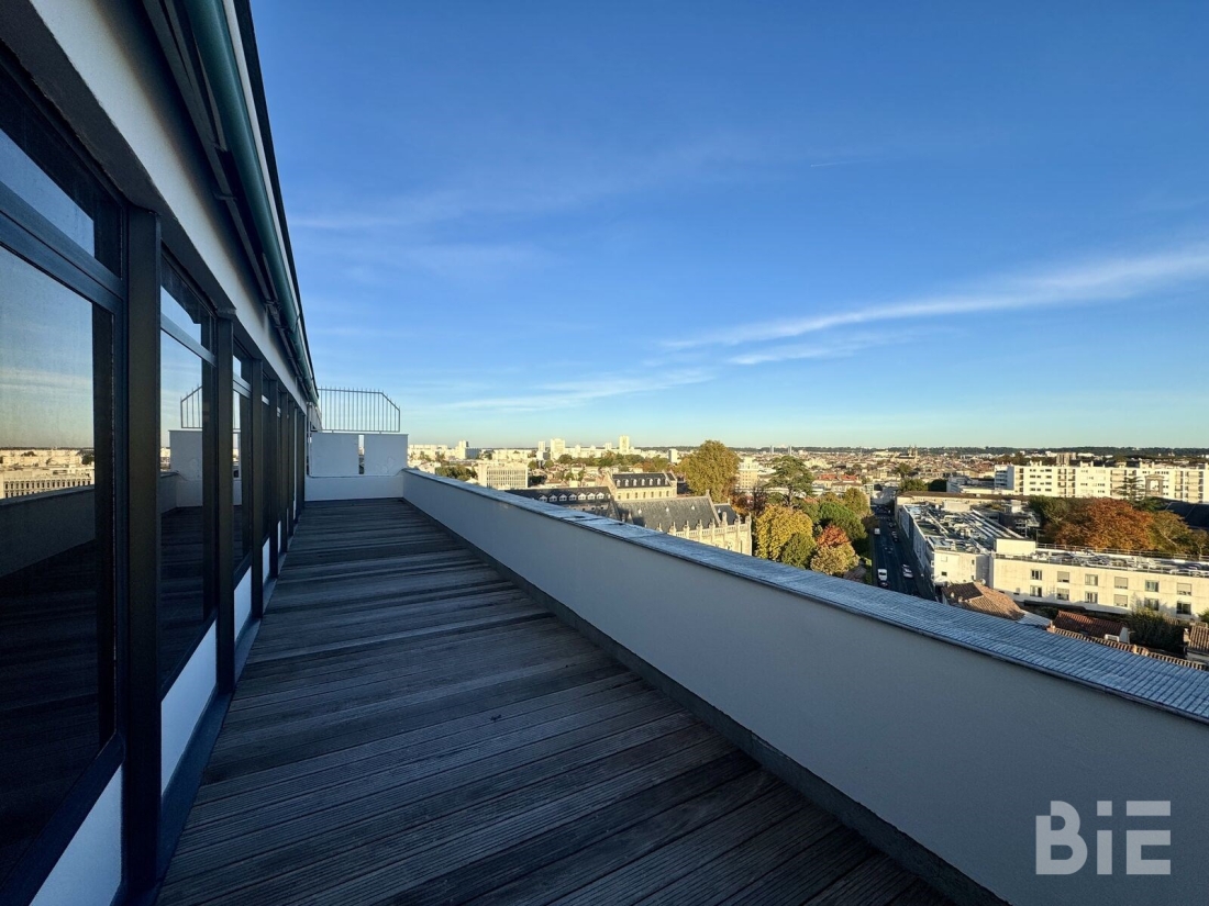 Photo 2 – Location bureaux	BORDEAUX (33000)