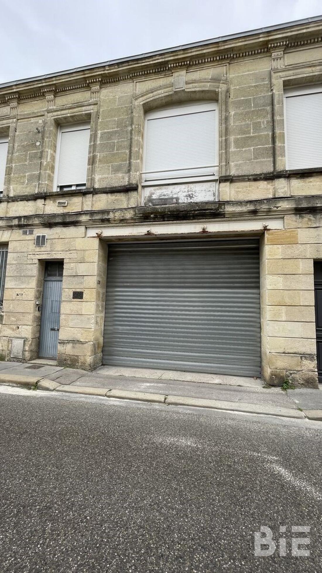 Photo 2 – Location entrepôts / activités	BORDEAUX (33000)