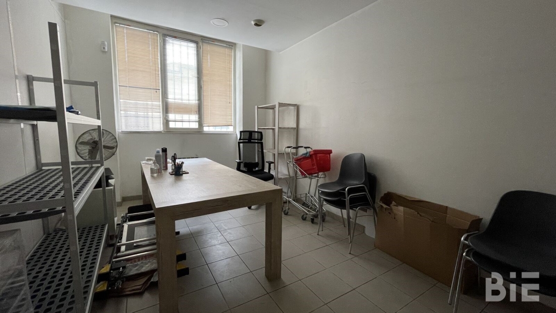 Photo 10 – Location entrepôts / activités	BORDEAUX (33000)