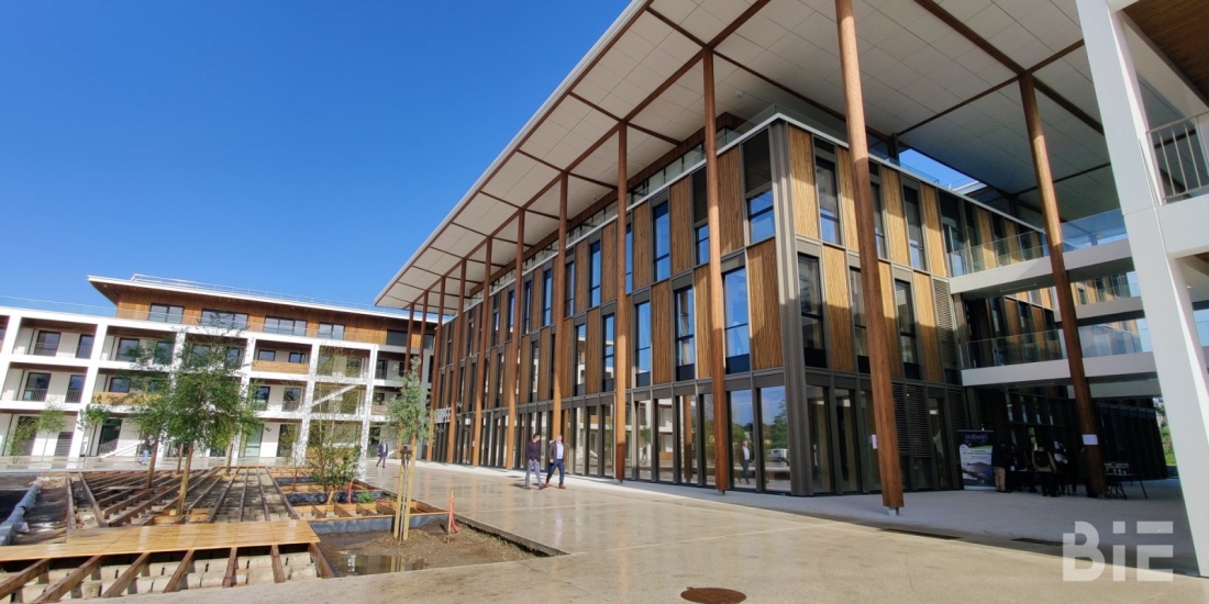 Photo 2 – Location bureaux	PESSAC (33600)