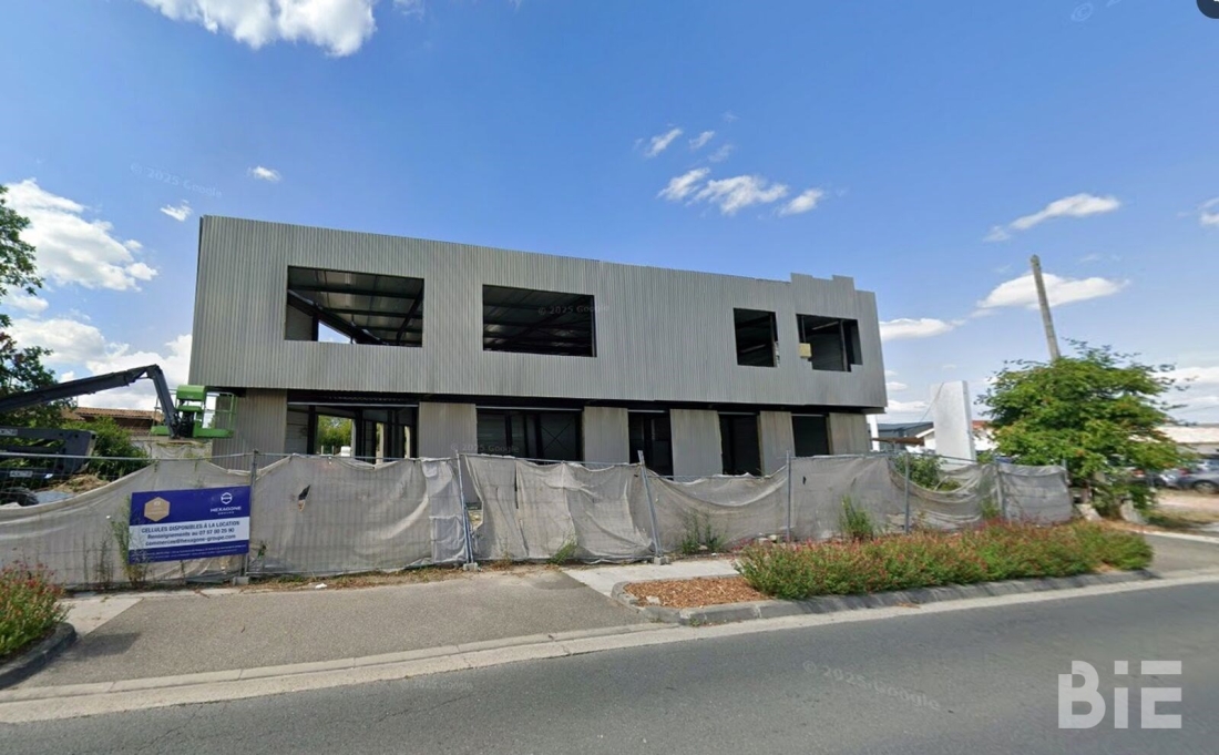 Photo 1 – Vente entrepôts / activités	MERIGNAC (33700)