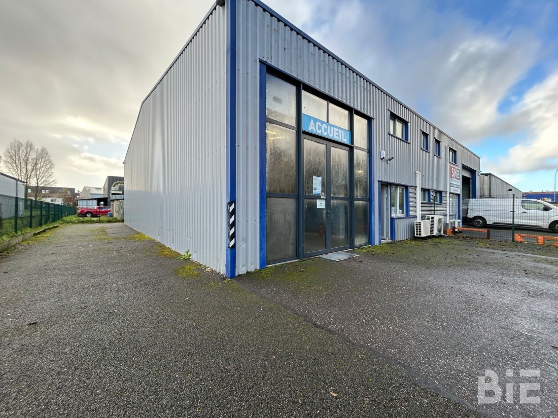 Photo 2 – Location entrepôts / activités	BEGLES (33130)