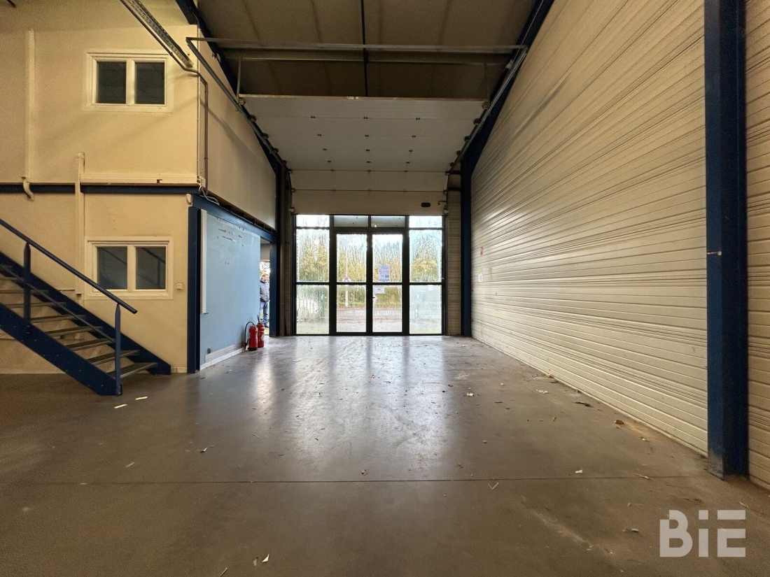 Photo 6 – Location entrepôts / activités	BEGLES (33130)