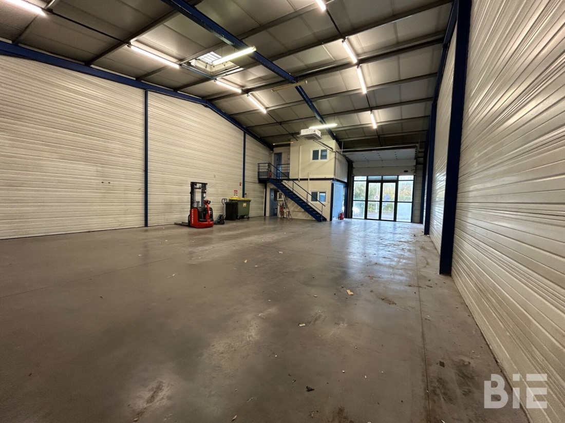 Photo 8 – Location entrepôts / activités	BEGLES (33130)