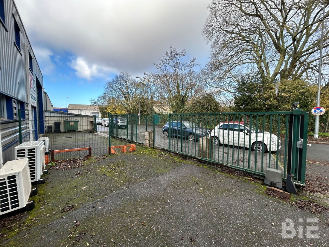 Photo 14 – Location entrepôts / activités	BEGLES (33130)