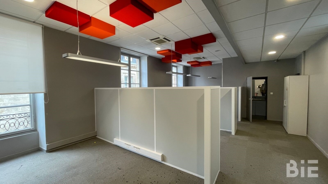 Photo 8 – Location bureaux	BORDEAUX (33000)