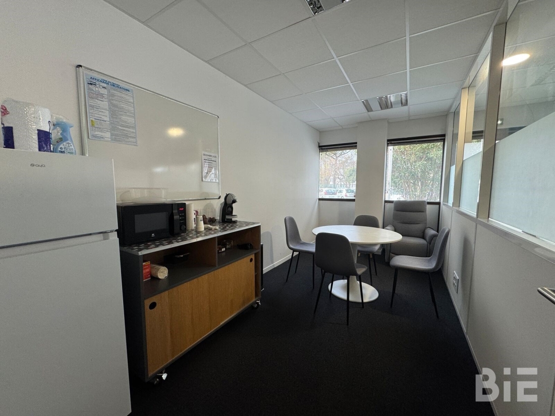 Photo 3 – Location bureaux	MERIGNAC (33700)