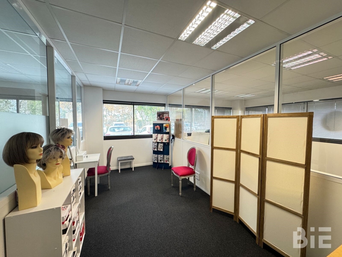 Photo 2 – Location bureaux	MERIGNAC (33700)