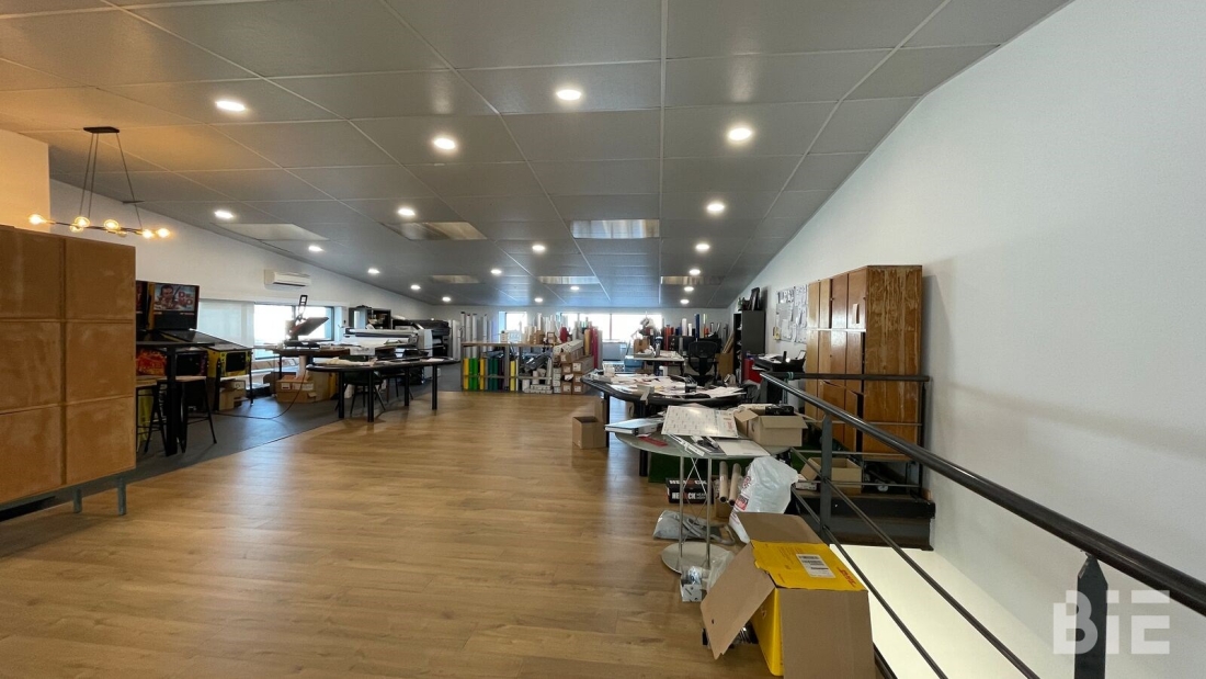 Photo 7 – Location entrepôts / activités	MERIGNAC (33700)