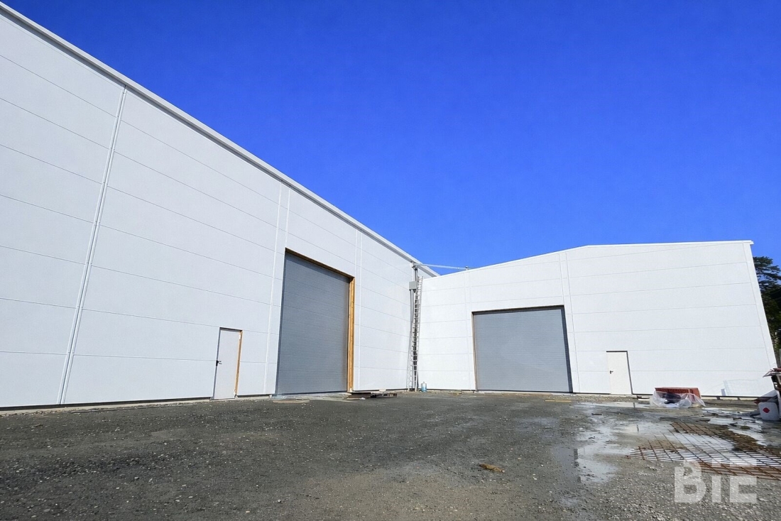 Photo 3 – Vente entrepôts / activités	BASSENS (33530)