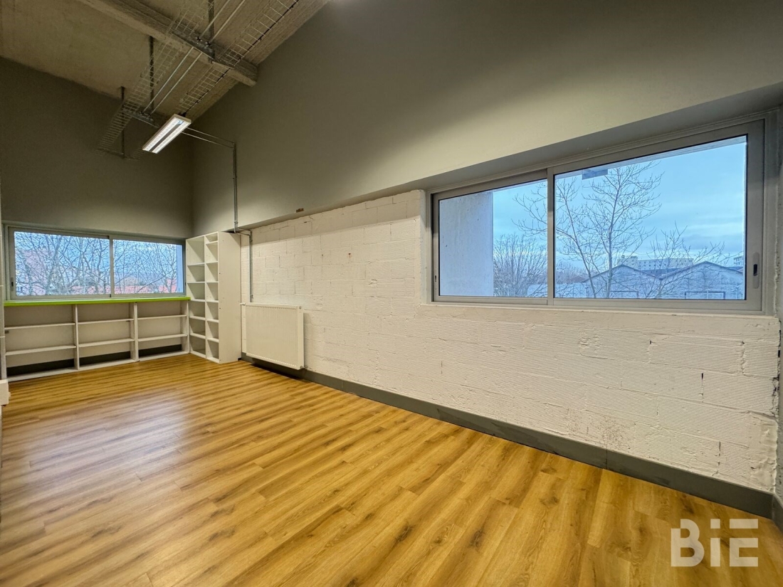 Photo 5 – Location bureaux	BEGLES (33130)