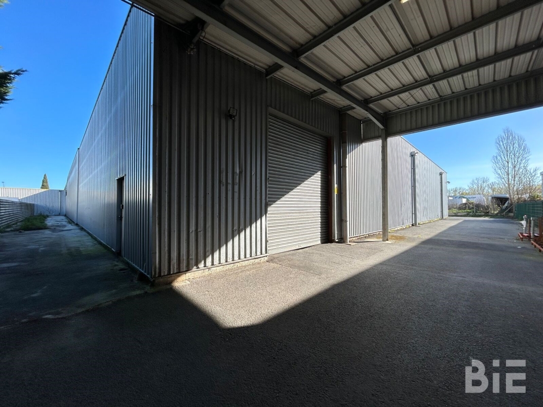 Photo 7 – Vente entrepôts / activités	BORDEAUX (33300)