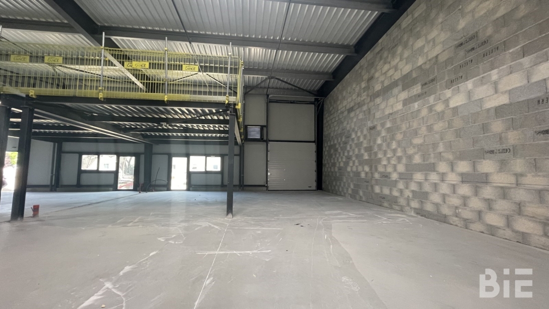 Photo 7 – Vente entrepôts / activités	BLANQUEFORT (33290)