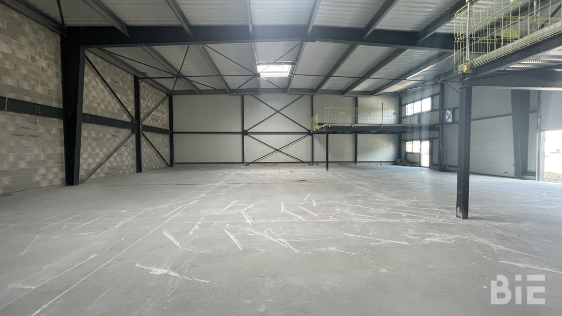 Photo 8 – Vente entrepôts / activités	BLANQUEFORT (33290)