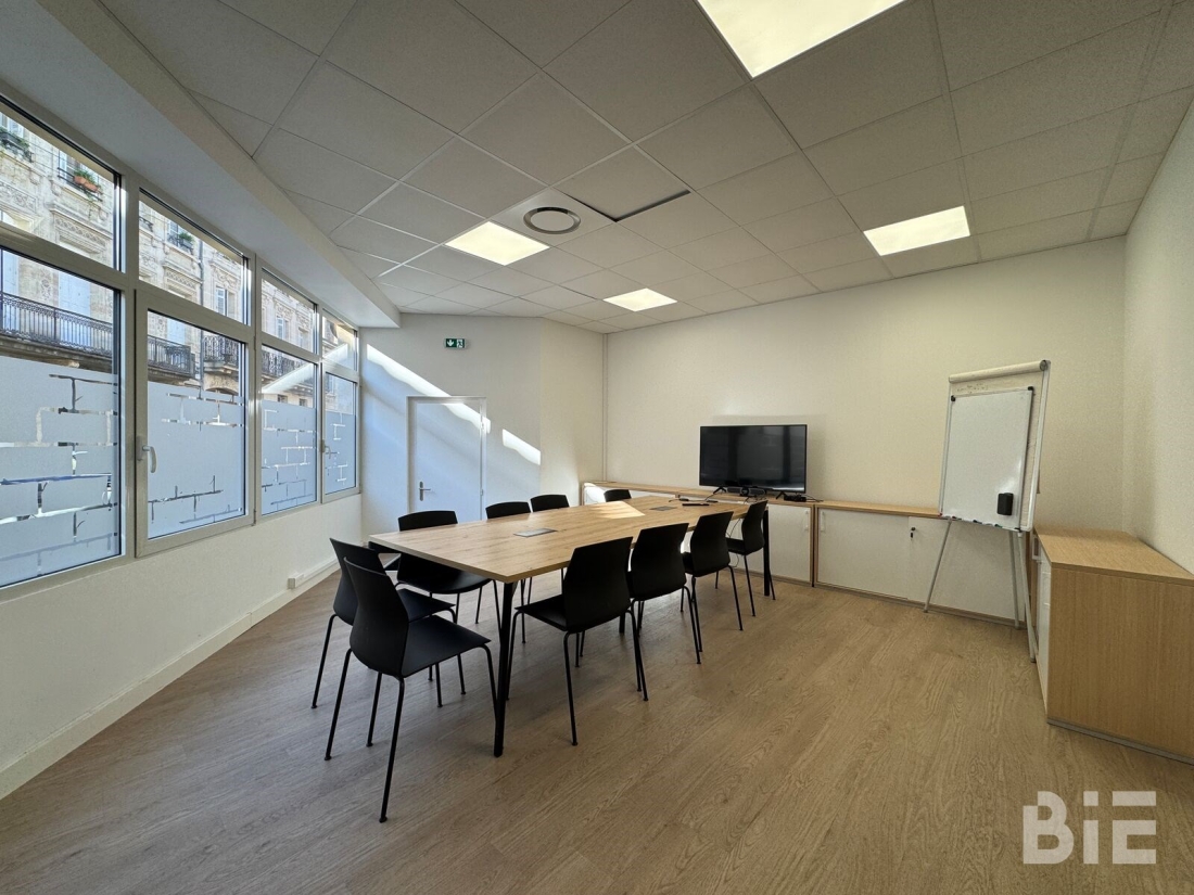 Photo 7 – Vente bureaux	BORDEAUX (33000)